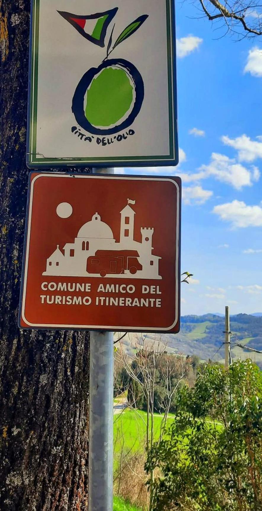 La Casa Del Gallo Radicondoli Buitenkant foto